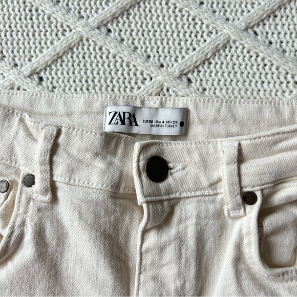 Zara Cream Denim Jeans - Picture 4 of 5